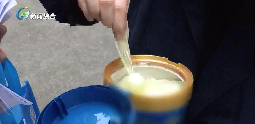 DƬ